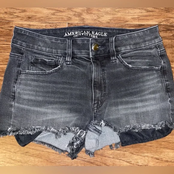 American Eagle Outfitters Black Jean Shorts - Picture 1 of 4